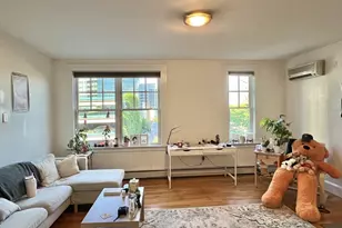 432 Norfolk St, Somerville, MA 02143 - Photo 2