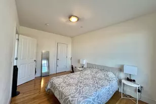 432 Norfolk St, Somerville, MA 02143 - Photo 10