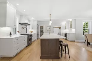 71 Purchase St, Newburyport, MA 01950 - Photo 16