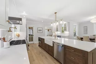 71 Purchase St, Newburyport, MA 01950 - Photo 14