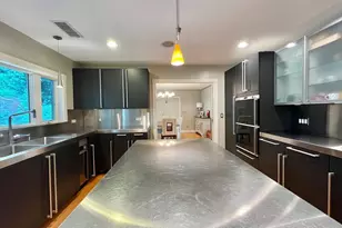 75 Lee St, Brookline, MA 02445 - Photo 6