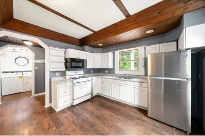 11 Fernwood Ave, Lynn, MA 01904 - Photo 8