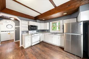 11 Fernwood Ave, Lynn, MA 01904 - Photo 8