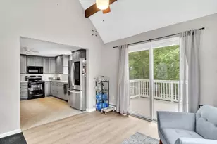 14 Otis St, Woburn, MA 01801 - Photo 2