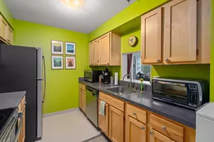 113 Sumner St, Boston, MA 02128 - Photo 6