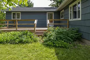 49 Harlow Dr, Amherst, MA 01002 - Photo 6