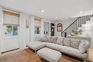 31 Olive St, Newburyport, MA 01950 - Photo 4