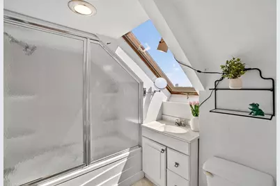 127 Bradford St #4, Provincetown, MA 02657 - Photo 16