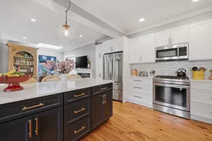 37 Marlboro St, Newburyport, MA 01950 - Photo 14