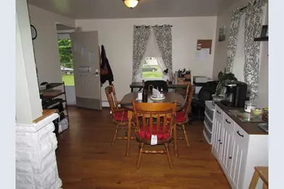 10 Bartlett St, South Hadley, MA 01075 - Photo 12