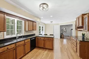 32 Millfarm Dr, Mansfield, MA 02048 - Photo 6