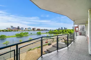 330 Beacon St, Boston, MA 02116 - Photo 2