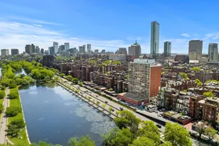 330 Beacon St, Boston, MA 02116 - Photo 4