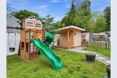 57 Plain St, Upton, MA 01568 - Photo 32