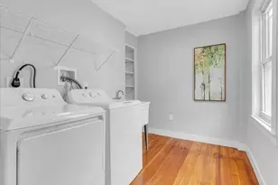 42 School St, Salem, MA 01970 - Photo 18