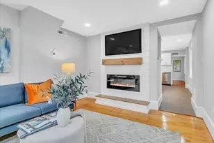 42 School St, Salem, MA 01970 - Photo 2