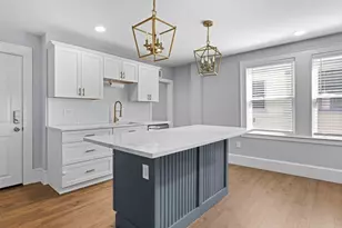 42 School St, Salem, MA 01970 - Photo 4