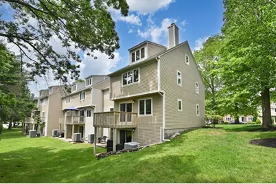 1601 Lewis O Gray Dr #1601, Saugus, MA 01906 - Photo 6