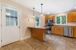 60 Chapel St, Shirley, MA 01464 - Photo 6