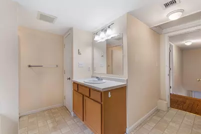 60 Chapel St, Shirley, MA 01464 - Photo 30