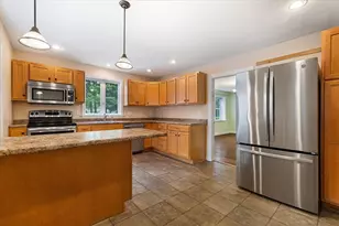 60 Chapel St, Shirley, MA 01464 - Photo 8
