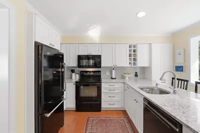 63 Brookdale Cir #63, Shrewsbury, MA 01545 - Photo 10