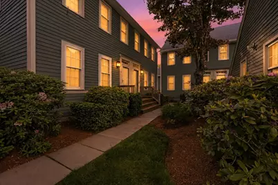 63 Brookdale Cir #63, Shrewsbury, MA 01545 - Photo 2