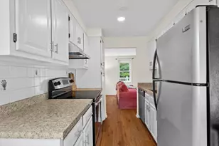 22 Collins St, Danvers, MA 01923 - Photo 10