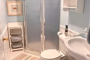 93 Beach Ave Winter Rental, Hull, MA 02045 - Photo 32
