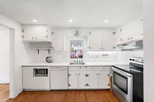 74 Galen St, Waltham, MA 02451 - Photo 4