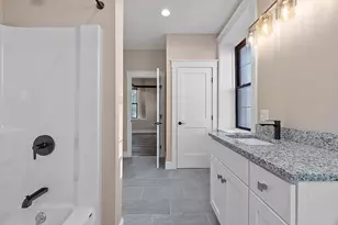 5 Batchelder Ct, Haverhill, MA 01832 - Photo 12