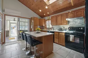 58 Sylvia St, New Bedford, MA 02745 - Photo 4