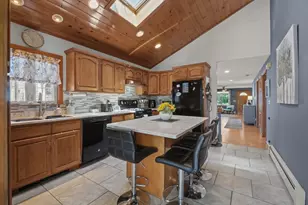 58 Sylvia St, New Bedford, MA 02745 - Photo 6