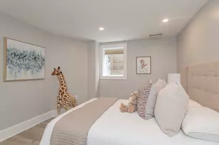 40 Harvard St, Somerville, MA 02143 - Photo 28