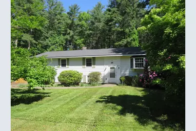 32 Oak St, Pembroke, MA 02359 - Photo 2