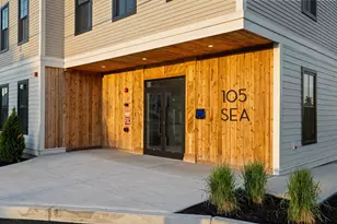 105 Sea St, Quincy, MA 02169 - Photo 2