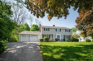 41 First Parish Rd, Scituate, MA 02066 - Photo 2
