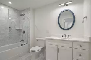 66 Pleasant St, Marblehead, MA 01945 - Photo 10