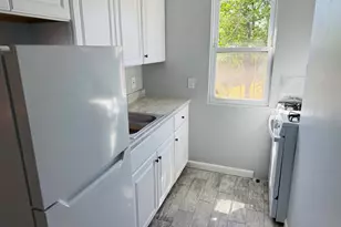 32 Newman Rd, Malden, MA 02148 - Photo 6