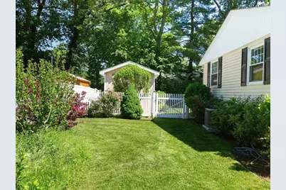 42 Bruce Road, Bellingham, MA 02019 - Photo 4