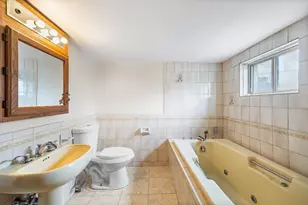 19-R Randall St, Taunton, MA 02780 - Photo 34
