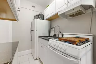 8 Garrison St, Boston, MA 02116 - Photo 8
