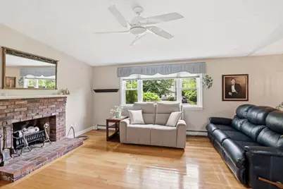 17 Briggs Ave, Bourne, MA 02532 - Photo 6