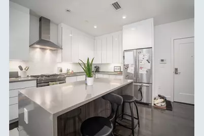 2 West 6th St. #205, Boston, MA 02127 - Photo 4