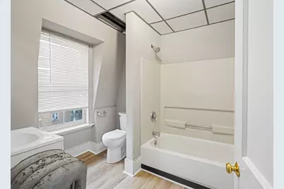 100 Appleton St, Lowell, MA 01852 - Photo 24