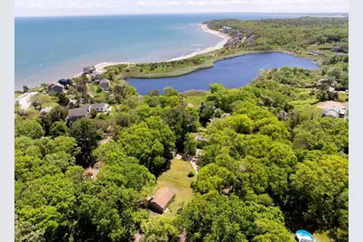 8 Pond View Cir, Plymouth, MA 02360 - Photo 4