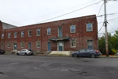 590 Dutton St, Lowell, MA 01854 - Photo 6