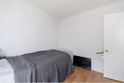 8 Cherry St, Lowell, MA 01852 - Photo 26