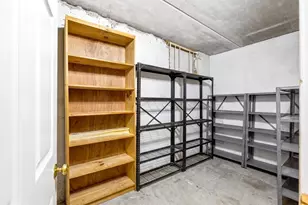 35 Ellingwood, Boston, MA 02120 - Photo 14