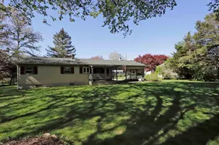 54 Holly Ln, Westport, MA 02790 - Photo 10